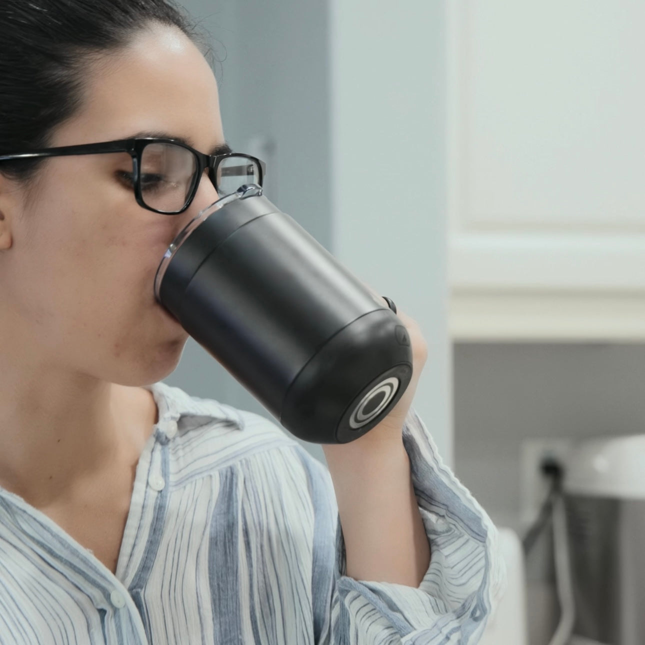 Ciups Mug Woman Drinking 